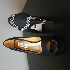 Badgley Mischka 4.5" platform heels